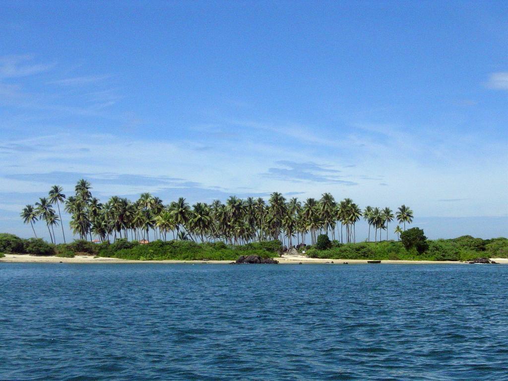 Paradise Isle Beach Resort Udupi Exterior foto