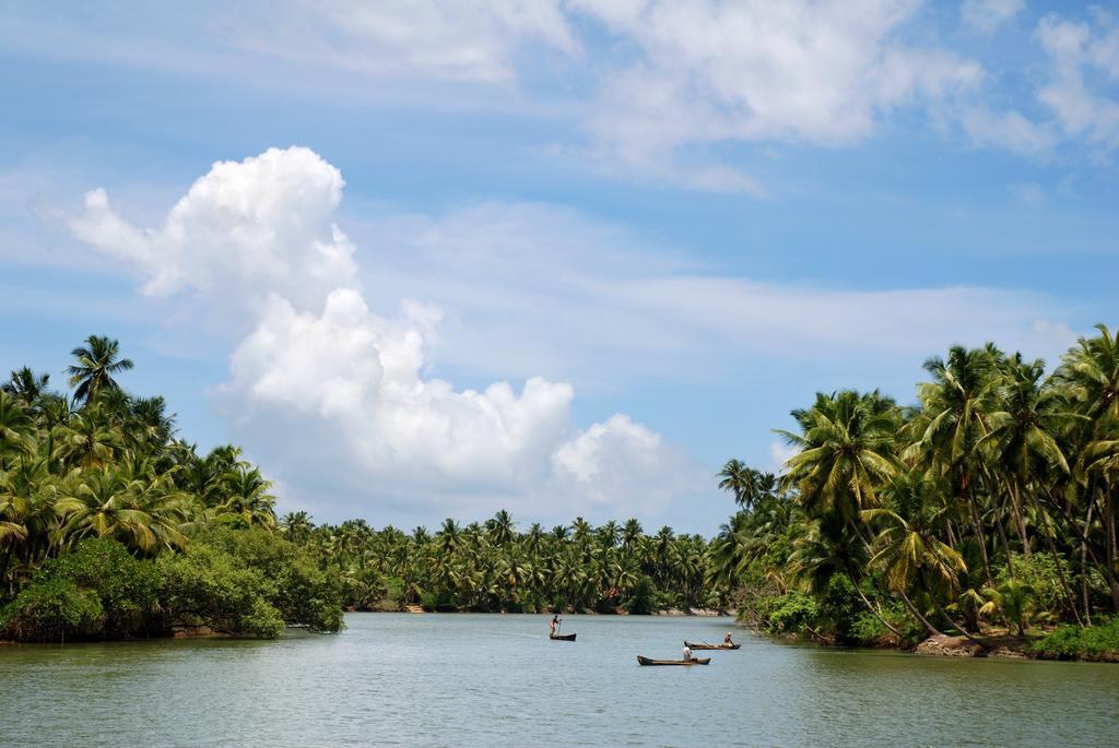 Paradise Isle Beach Resort Udupi Exterior foto